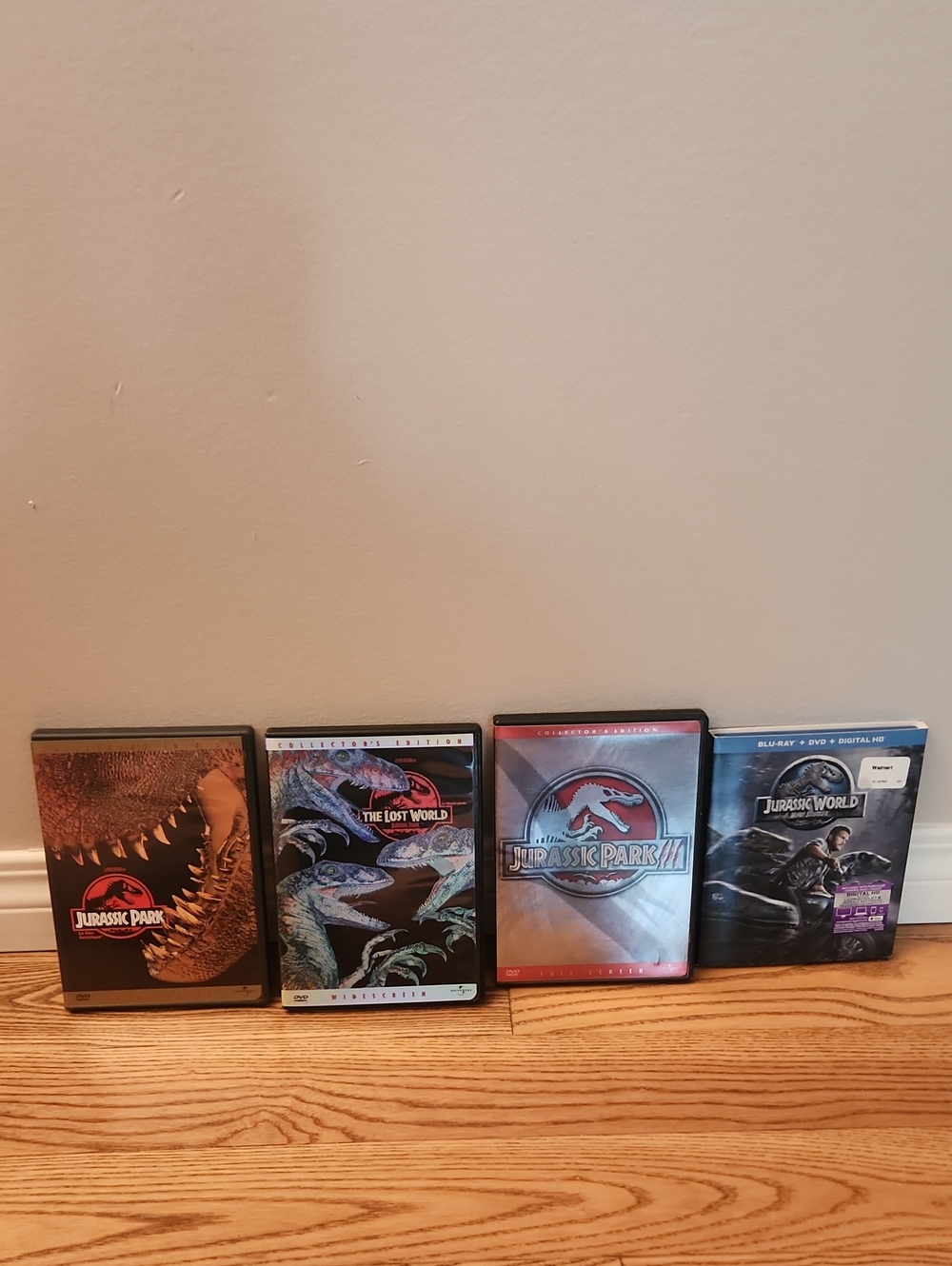 Jurassic Park & Jurassic World Movie DVD/Blu‑ray Collection